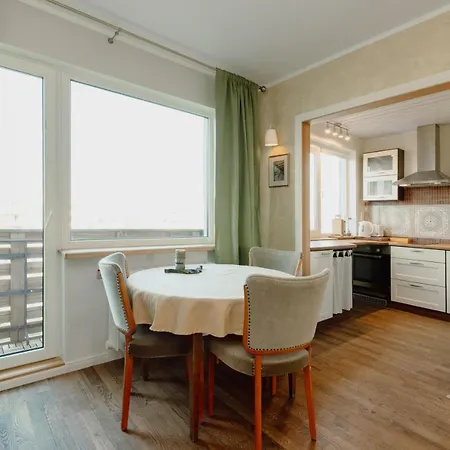 Apartament Holyday *